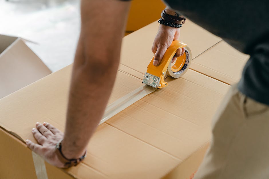 Abgepumpte Milch im Kühlschrank lagern: wie lange es sicher ist.